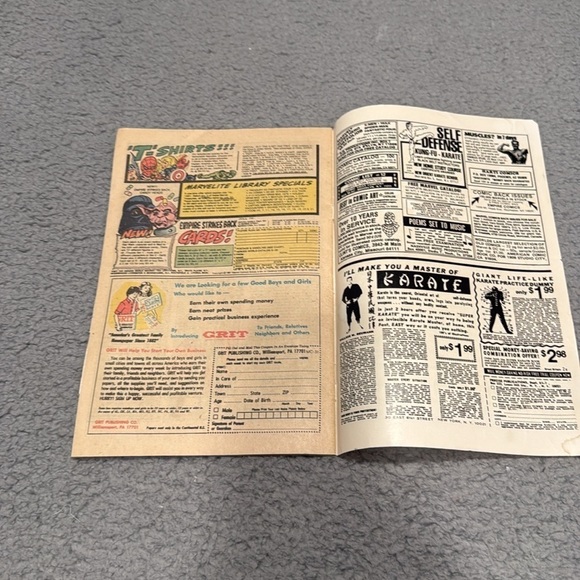 1981 Marvel Comics The Avengers #210 Weathermen Cover Higher Grade - Picture 6 of 6